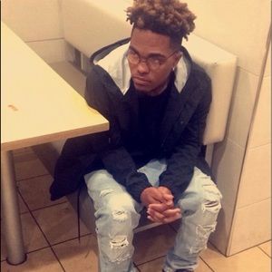 Meet your Posher, Deontre